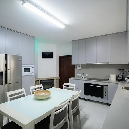 Casa Alto Da Ribeira - Com Piscina Privada-10 Pessoas Tatil Evi Póvoa de Lanhoso