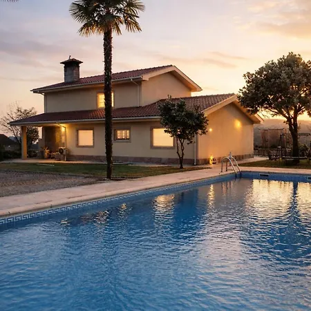 Casa Alto Da Ribeira - Com Piscina Privada-10 Pessoas Tatil Evi Póvoa de Lanhoso