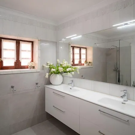 度假居 Casa Alto Da Ribeira - Com Piscina Privada-10 Pessoas *